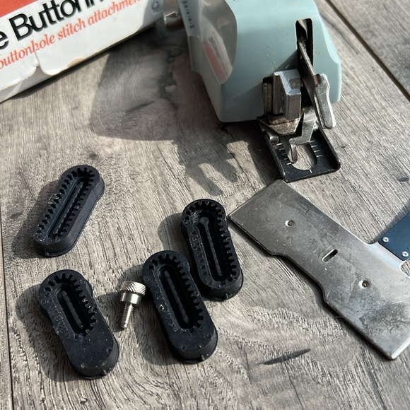 Greist buttonholer sewing machine attachment automatic button hole stitch USA ￼ - Picture 3 of 6